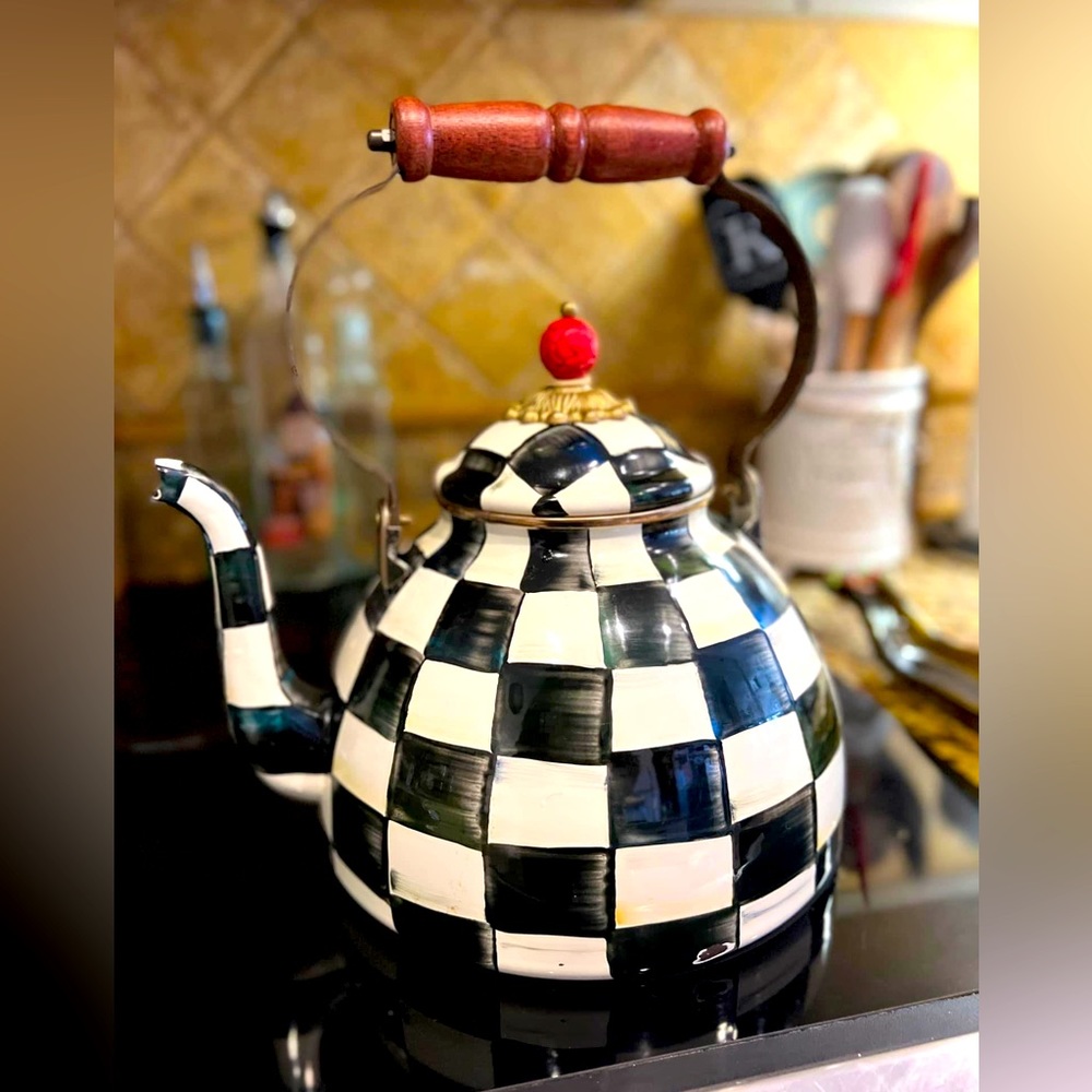 MacKenzie-Childs Courtly
Check Teakettle
